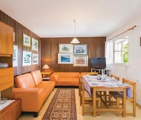 Dada-apartman Mirta ماكارسكا